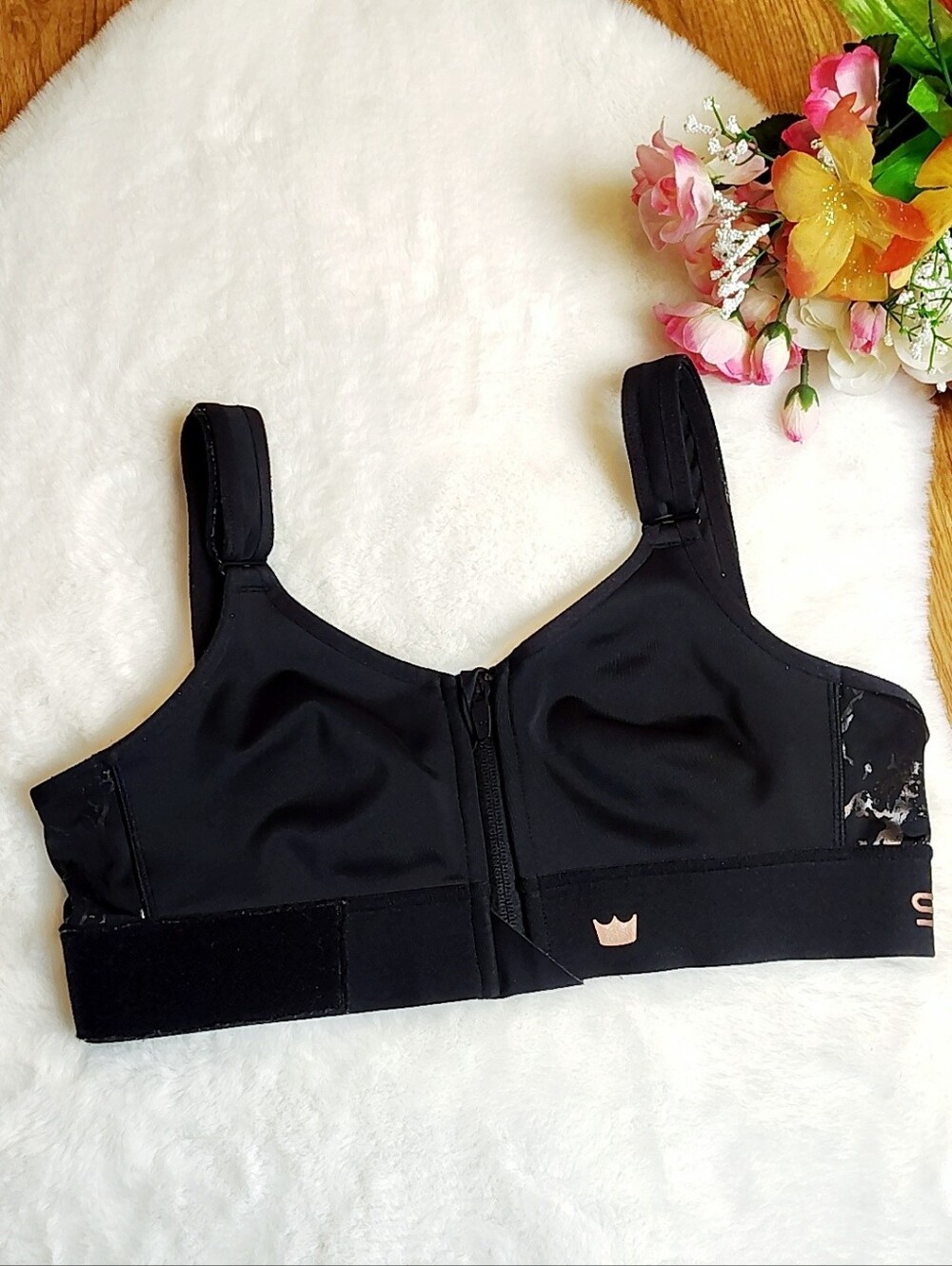 SHEFIT Flex Sports Bra Adjustable Straps Zipper Customizable Fit Size Small